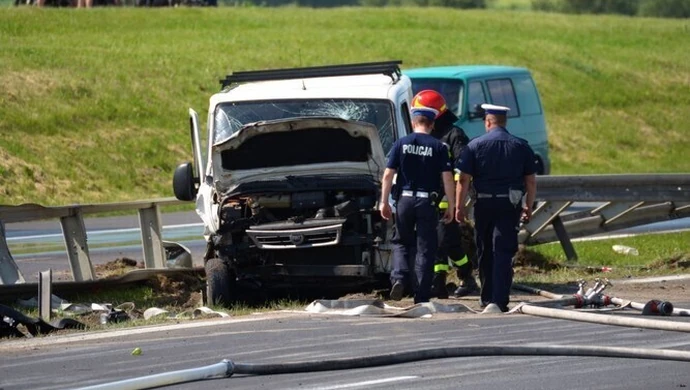 Przewróciła się cysterna z ciekłym azotem