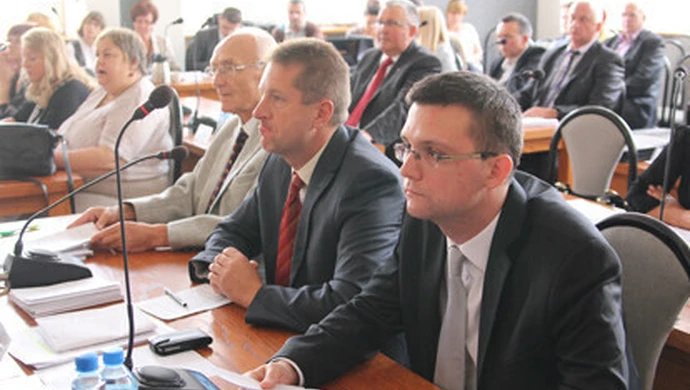 Prezydent z absolutorium