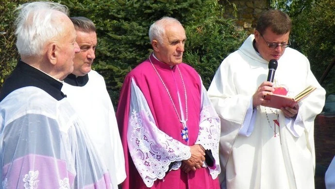 Ks. Wysocki zwycięzcą plebiscytu słuchaczy "Magla"