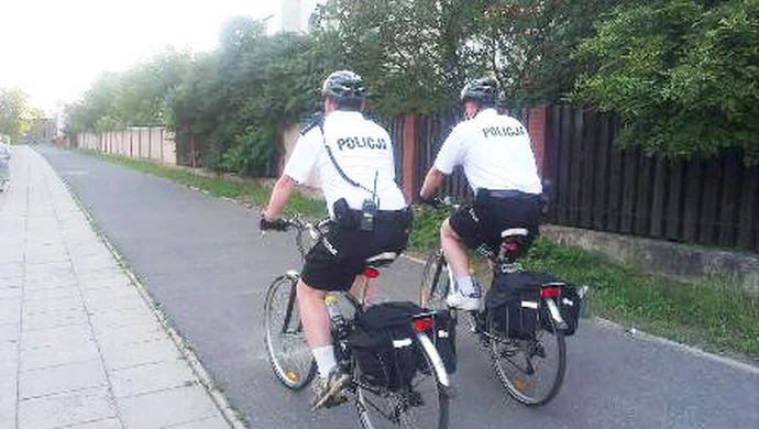 Na rowerach patrolują miasto