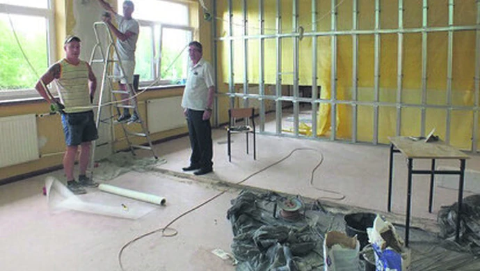 W szkołach praca wre