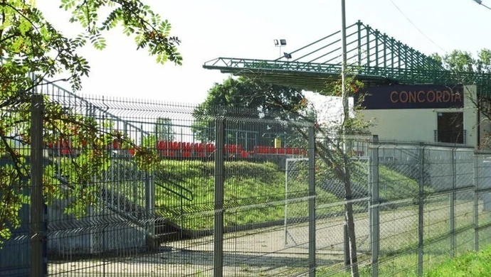 Gra wstępna z Widzewem