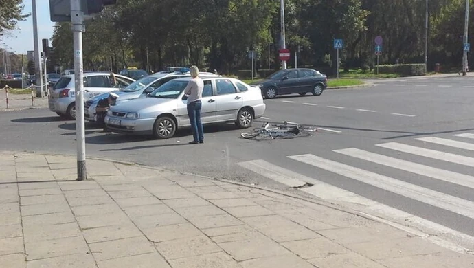 Seat potrącił rowerzystę 