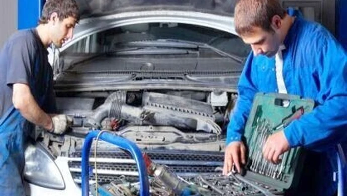 Jak trafić na dobrego mechanika samochodowego?