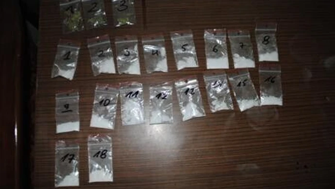 Mieli amfetaminę i marihuanę, grozi im więzienie