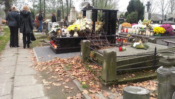 Wszystkich Świętych dniem zabawy?