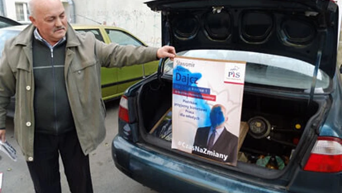 Kto i dlaczego zniszczył plakaty wyborcze?