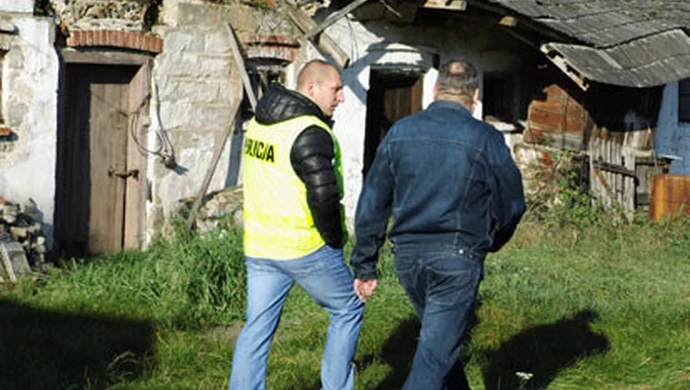 Robił porządki, znalazł pamiątkę po Niemcach