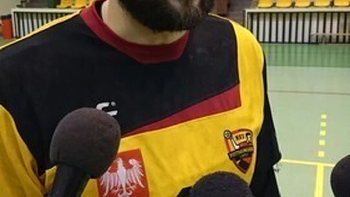 Piotrkowianin walczy już tylko na jednym froncie