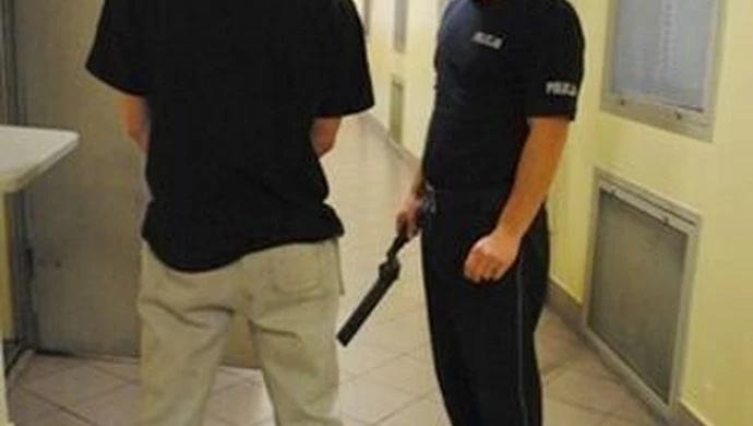 Kradli paliwo z ciężarówki 