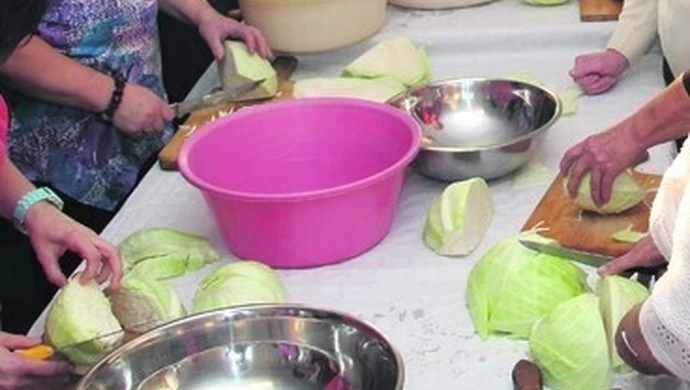 Wójt zakisi kapustę