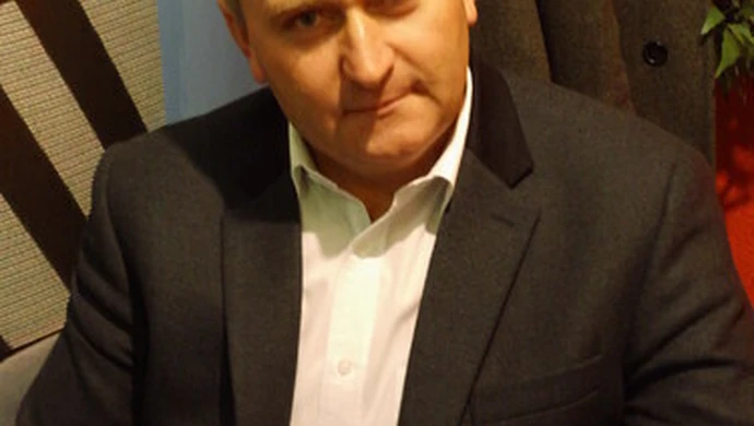 Nikogo nie przynoszę w teczce