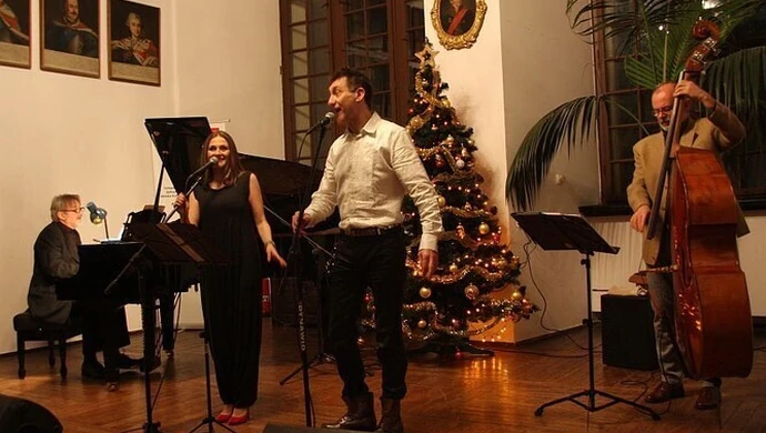 Mistrzowie jazzu kolędowali w piotrkowskim Muzeum