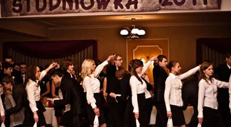 Za studniówkę płacą tylko uczniowie