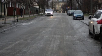 Fatalne warunki do jazdy na drogach miasta i regionu