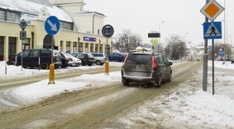 Narzekają na nieodśnieżone drogi