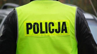 Policjanci uratowali 82-latka przed zamarznięciem