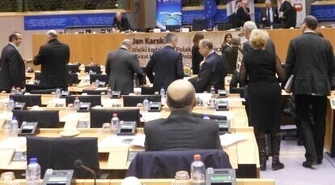 Kogo wysłać do Brukseli?