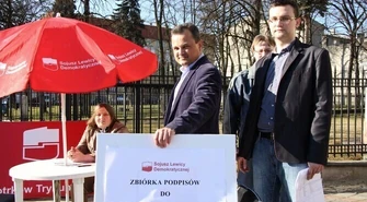 SLD zbierał podpisy