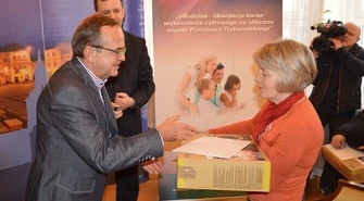 Kolejne darmowe komputery trafiły do mieszkańców