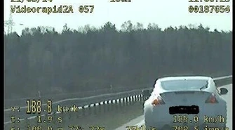 Rekordzista na drodze - jechał 227 km/h