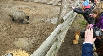 Norwegowie zwiedzali okoliczne gospodarstwa