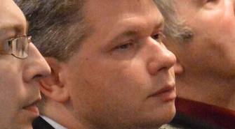 Chcą odwołać starostę