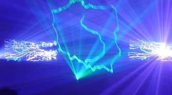 Pokaz laserowy na cześć Jana Pawła II