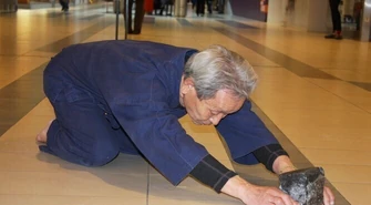 Performerzy w piotrkowskiej galerii