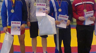 Grad medali piotrkowskich zapaśników