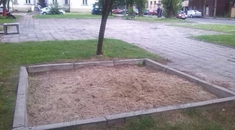 Piaskownica czy betonowy grób?