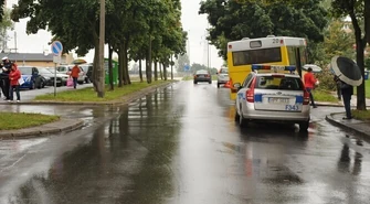 Zderzenia autobusu MZK z suzuki, 4 osoby w szpitalu