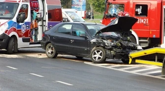 Groźny wypadek na skrzyżowaniu Al. Sikorskiego i ul. Kostromskiej