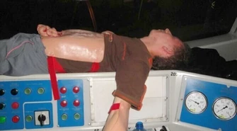 Pozorowali ofiary wypadku 