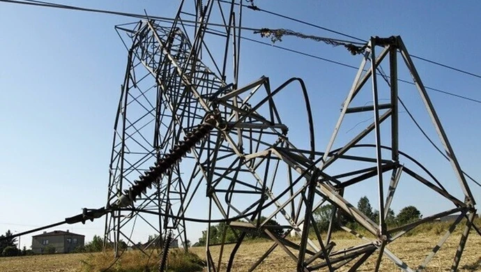 O nawałnicy w telefonie i telewizji