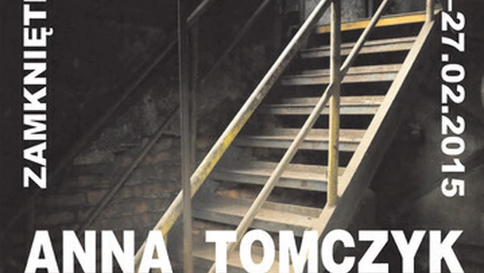 "Zamknięte czasoprzestrzenie" Anny Tomczyk