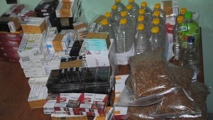 Znaleźli kontrabandę w Piotrkowie i Ręcznie 