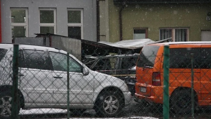 Pożar w warsztacie samochodowym (zdjęcia)