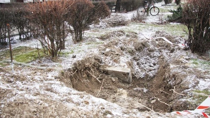 Kiedy zasypią dziury przy ul. Hutniczej? 