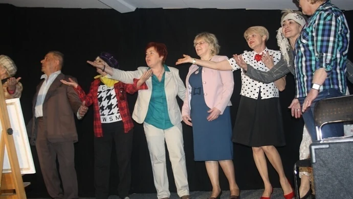 Baby narzekają, chłopy umierają