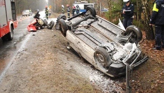 Śmiertelne zderzenie ciągnika i samochodu