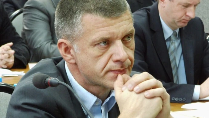 Radny chce, aby kierowcy myli koła 