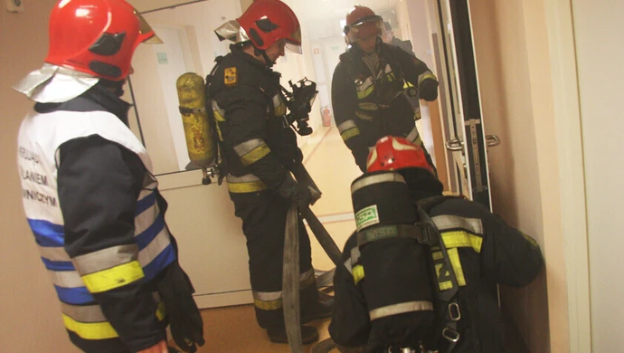 Pożar w szpitalu na Rakowskiej [ćwiczenia]