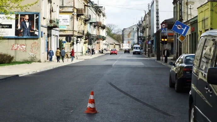 Prace na ul. Wojska Polskiego w Piotrkowie powoli dobiegają końca