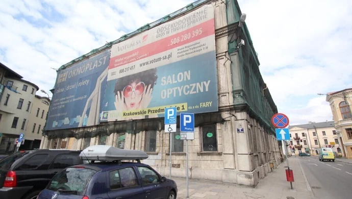 To największy słup reklamowy w środkowej części Polski. Czy &#8222;Europa&#8221; ma jeszcze szansę? 