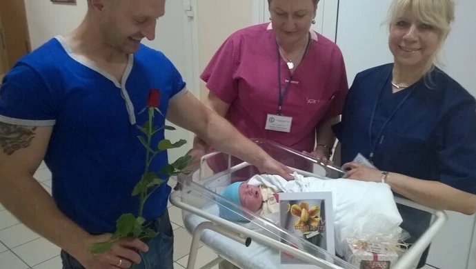 Mały Krzyś prezentem na Dzień Matki