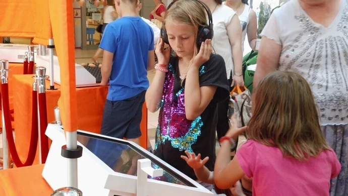 Dotknij, sprawdź, przetestuj! 