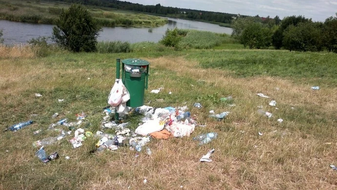 Okolice jeziora Bugaj w fatalnym stanie. Mieszkaniec osiedla Wierzeje apeluje o interwencję 