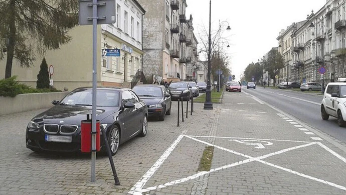 Przypominają o obowiązku wymiany karty parkingowej 