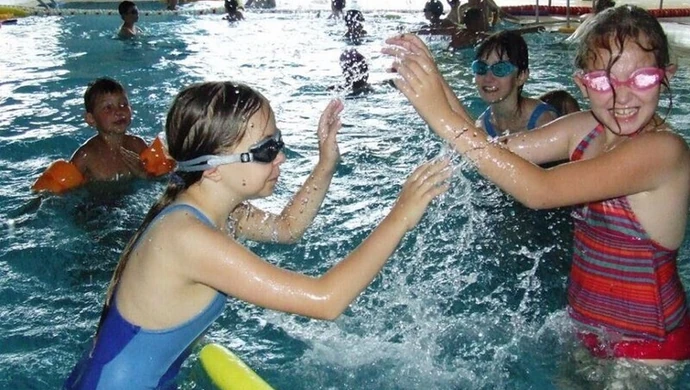 Wakacje na półmetku